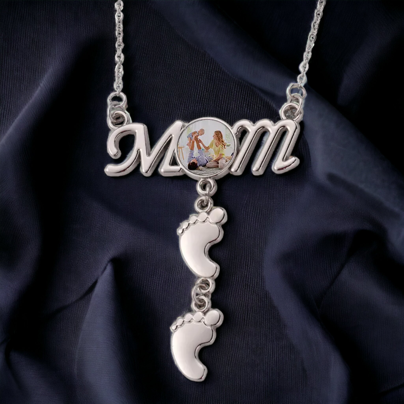 Mom Necklace With Custom Photo